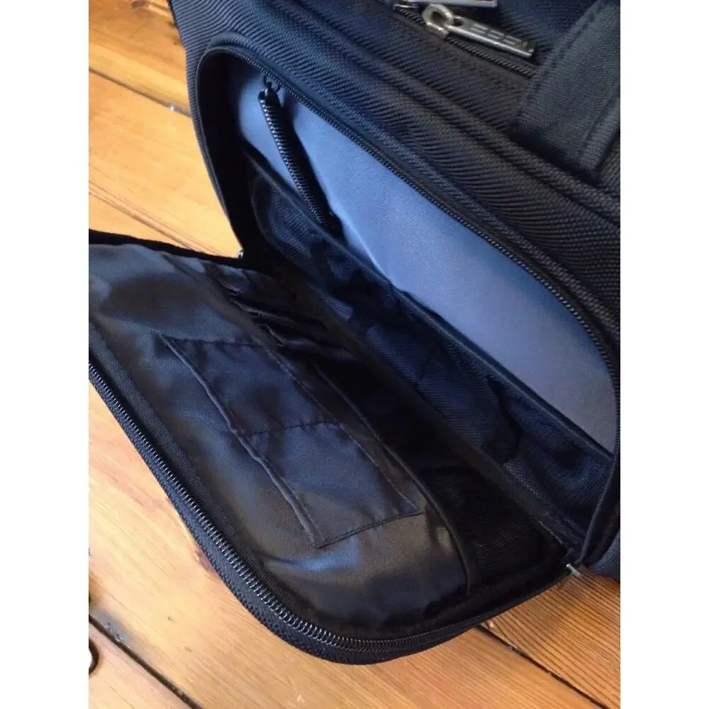 Codi Black Shoulder Messenger Bag Laptop Case Carry-On Luggage Attache 16